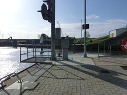 Schwimmerschacht mit Solarzelle